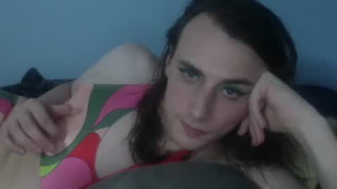 Snapshot of sodiumjunkie chatting on 05-28-26, 06:16 sodiumjunkie online show from 05-28-26, 06:16