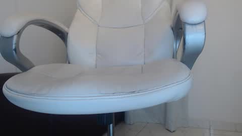 soffi_hott online show from 11-16-25, 01:55