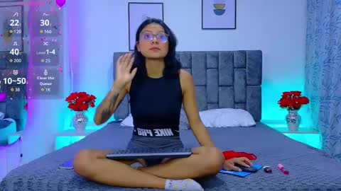 SOFFI AND CHISTOPHER online show from 03-24-26, 11:59