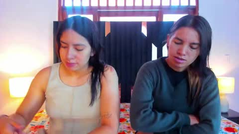 Snapshot of soffy_and_mia chatting on 10-17-25, 12:08 soffy and mia online show from 10-17-25, 12:08