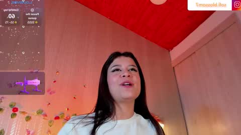 Sofi Blossom  online show from 03-08-26, 02:15