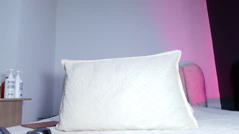 Sofia online show from 11-23-25, 11:54