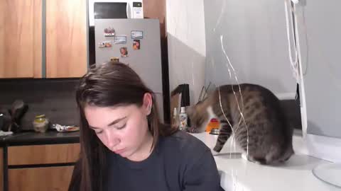 Sofi online show from 11-05-25, 06:41