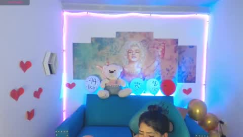Snapshot of sofi_hot_4m chatting on 02-24-25, 09:52 Sofi online show from 02-24-25, 09:52