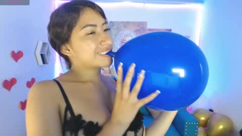 Snapshot of sofi_hot_4m chatting on 02-26-25, 04:35 Sofi online show from 02-26-25, 04:35