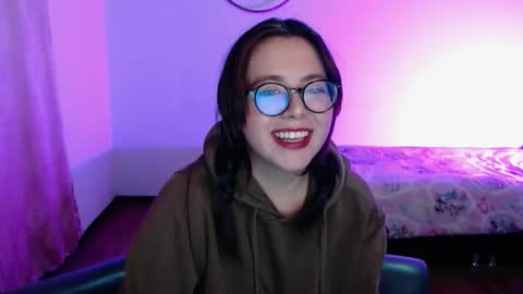 Snapshot of sofi_lynch chatting on 01-18-26, 05:00 Sofi Lynch online show from 01-18-26, 05:00