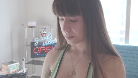 Snapshot of sofi_mora chatting on 12-15-24, 02:59 Sofi Mora online show from 12-15-24, 02:59