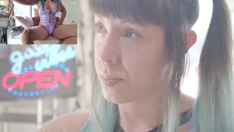 Snapshot of sofi_mora chatting on 11-03-25, 02:40 Sofi Mora online show from 11-03-25, 02:40