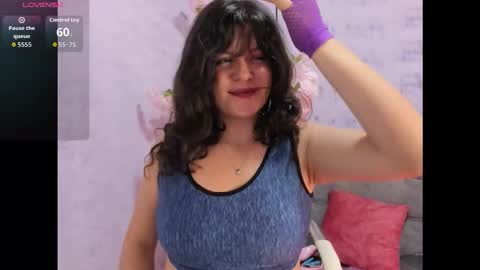 Sofi Noa online show from 10-29-25, 11:28