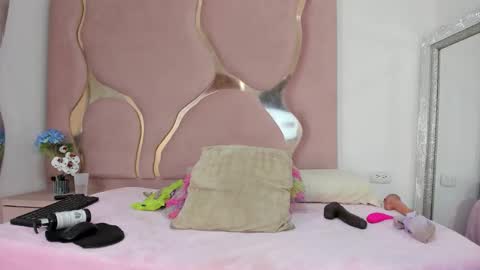 SOFIA online show from 03-13-26, 09:21