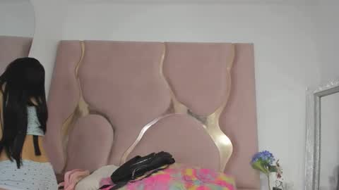Snapshot of sofia1candyht chatting on 04-25-26, 08:39 SOFIA online show from 04-25-26, 08:39