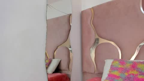 Snapshot of sofia1candyht chatting on 05-01-26, 08:46 SOFIA online show from 05-01-26, 08:46
