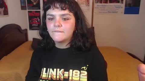 Sofi online show from 02-19-25, 05:16