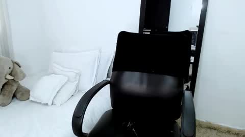 Snapshot of sofia_erotic chatting on 12-09-24, 04:15 sofia Ill be back on Tuesday June 4. online show from 12-09-24, 04:15