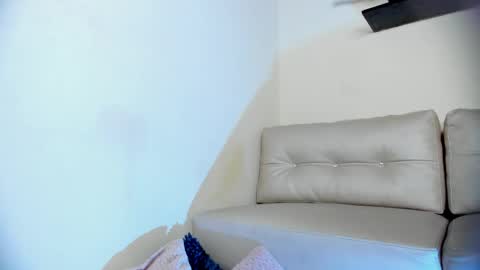 S O F I A  online show from 05-29-26, 09:13