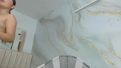 Sofi  online show from 04-24-26, 07:05