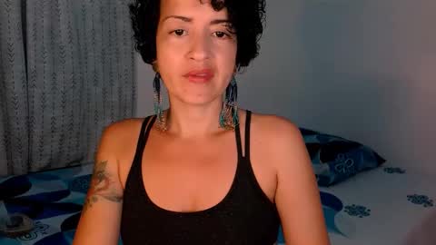 Sofia  online show from 11-11-25, 11:05