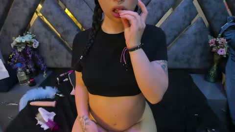 sofia miranda online show from 07-25-26, 04:26