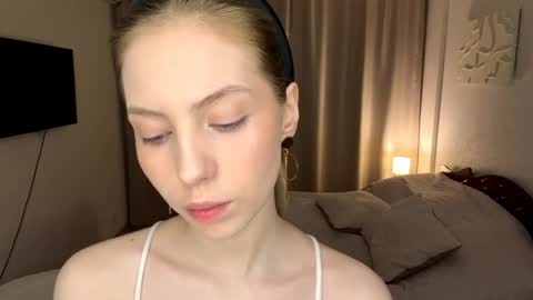 Sofia online show from 04-27-26, 08:51