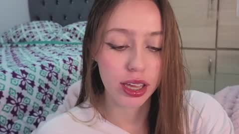 Snapshot of sofia_palacios_ chatting on 05-12-26, 04:20 online show from 05-12-26, 04:20
