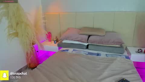 SOFIA PAMELA online show from 11-07-25, 07:03