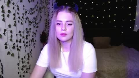 sofia_rosemary online show from 02-07-25, 02:15