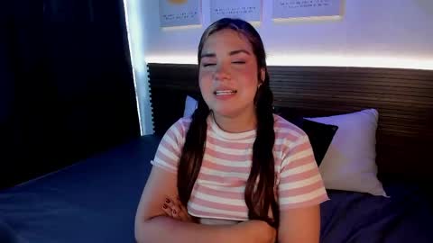 Snapshot of sofia_smithh_ chatting on 06-05-26, 09:53 Sofia online show from 06-05-26, 09:53
