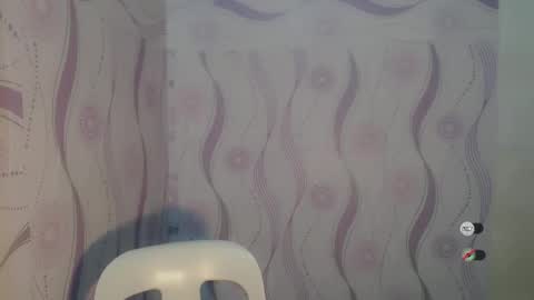 sofia_sweetheart18 online show from 02-15-26, 07:43