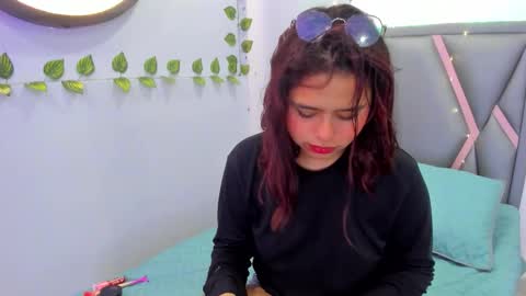 Sofa online show from 02-07-26, 12:31