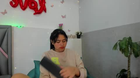 Sofa online show from 03-03-26, 12:22