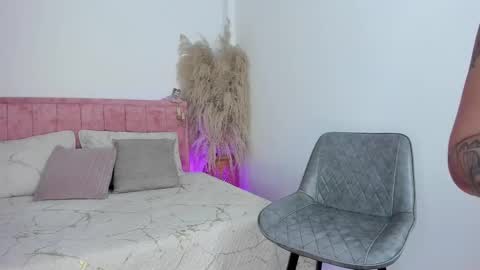 Sofia Wilson online show from 09-25-25, 01:26