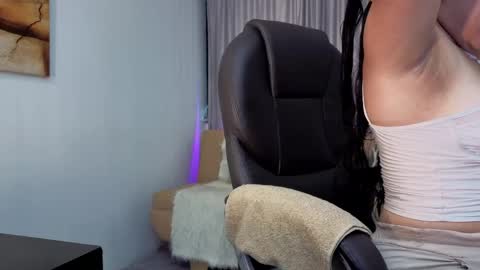  Sofia  online show from 05-20-26, 10:54