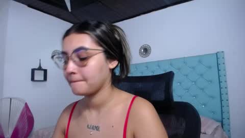 Sofia online show from 04-19-26, 11:53