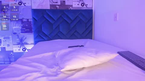 Sofi  online show from 10-15-25, 03:34