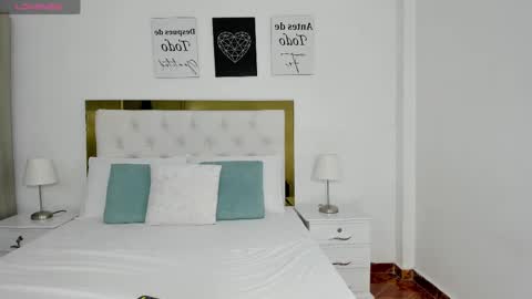 Sara online show from 02-21-25, 04:51