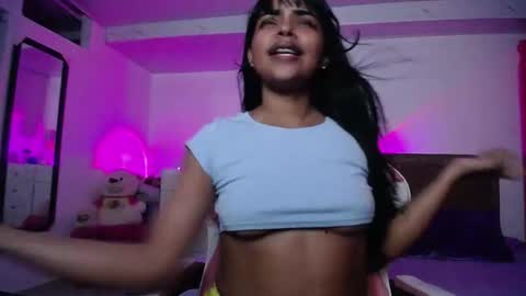 Snapshot of sofiacandy17 chatting on 03-27-26, 02:17 Danna Sofia online show from 03-27-26, 02:17