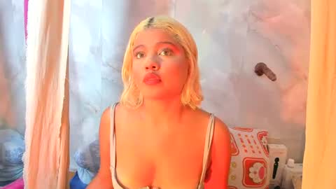 Snapshot of sofiacastillo01 chatting on 07-02-26, 02:01 sofiacastillo01 online show from 07-02-26, 02:01