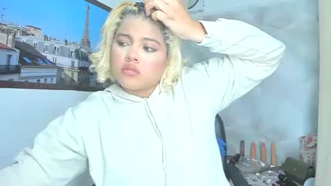 Snapshot of sofiacastillo01 chatting on 07-28-26, 06:20 sofiacastillo01 online show from 07-28-26, 06:20