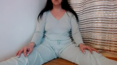 Snapshot of sofialenis chatting on 05-10-26, 11:59 SofiaLenis online show from 05-10-26, 11:59
