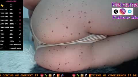 Snapshot of sofiamadisson chatting on 01-17-25, 07:16 Sofia Madisson online show from 01-17-25, 07:16