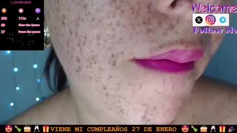 Snapshot of sofiamadisson chatting on 01-25-25, 09:57 Sofia Madisson online show from 01-25-25, 09:57