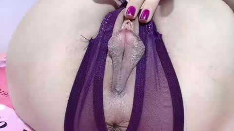 Sofiamillerrs online show from 02-11-25, 09:35