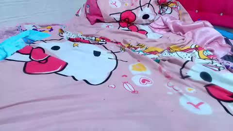 Sofiamillerrs online show from 12-21-25, 11:01