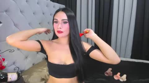 sofiamojic online show from 07-06-26, 09:39
