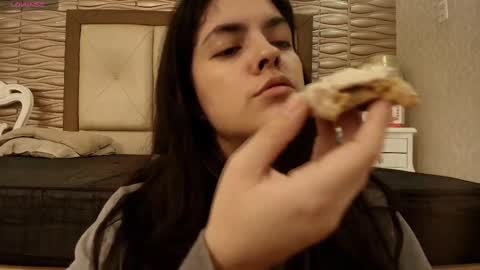 Sofi - next broadcast today 1030pm Colombia time online show from 09-13-25, 07:57