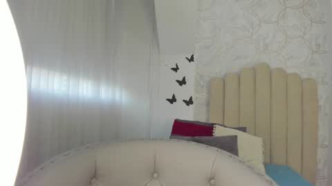 Sofia  online show from 01-07-25, 12:09