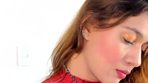 Sofia  online show from 09-11-25, 12:38