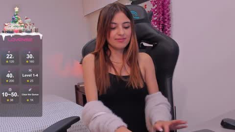 Sofia  Help me reach 5K followers  online show from 01-04-25, 07:55