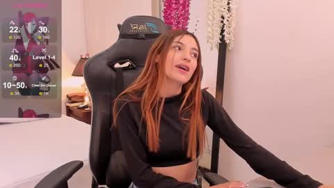 Sofia  Help me reach 5K followers  online show from 03-08-25, 04:50