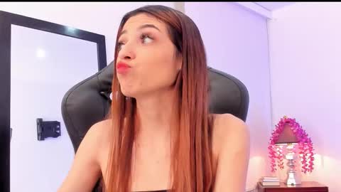 Sofia  Help me reach 5K followers  online show from 09-23-25, 08:23